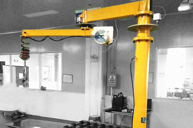 墙面式悬臂吊起重设备的应用特性